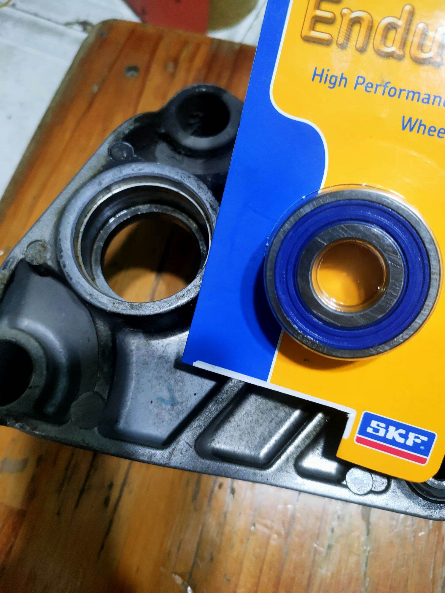 Bạc đạn skf cho gấp sau hayate 125