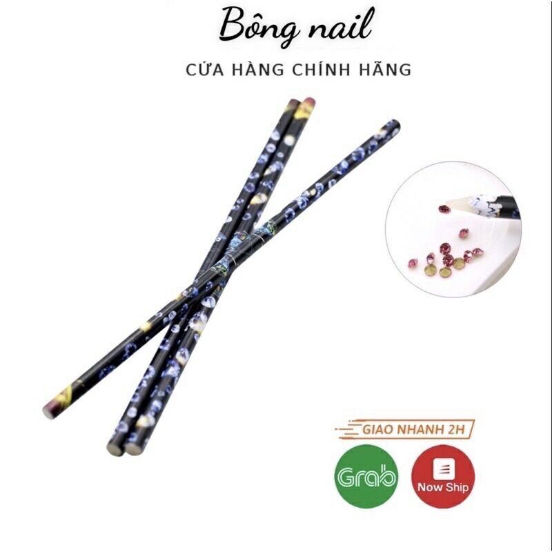 Bút chấm đá nail
