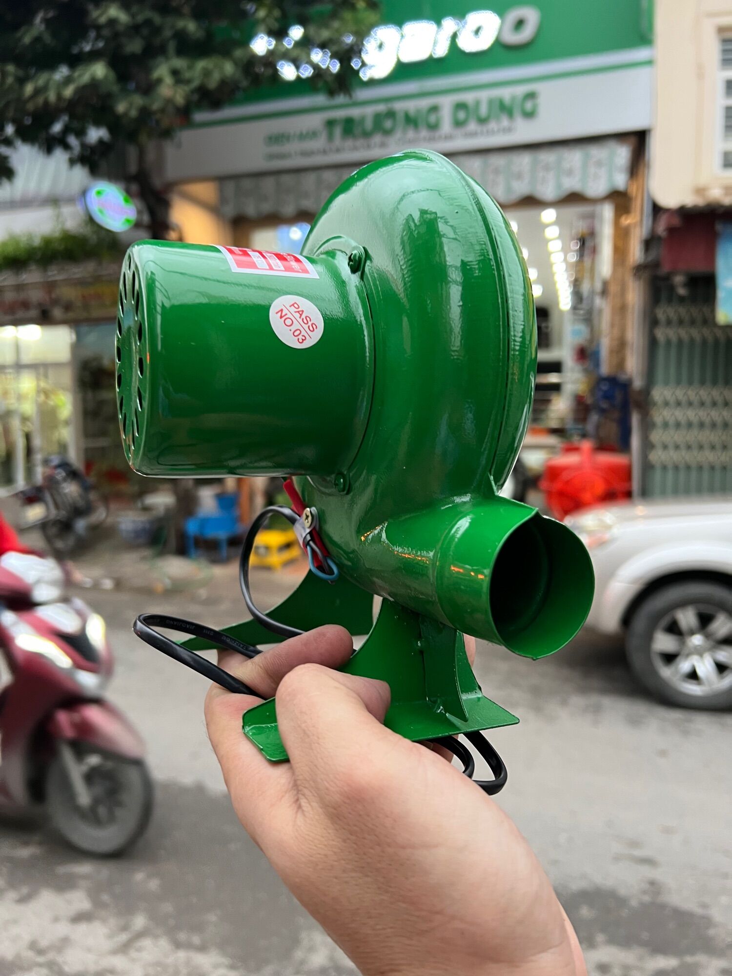Quạt thổi , bễ thổi gió 100W và 60W
