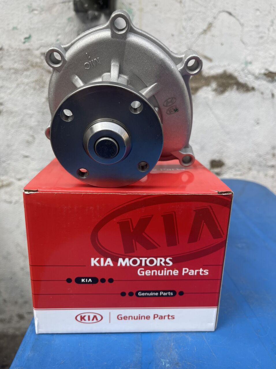 Bơm nước kia 2700, k3000, k165