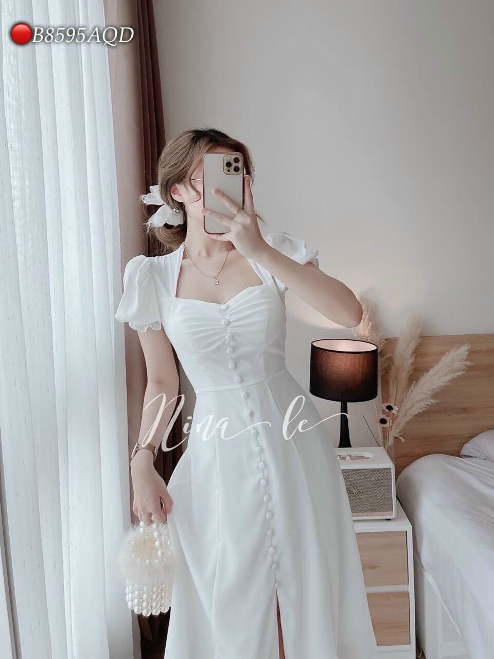 Đầm dáng dài trắng phối nút xinh đẹp BG