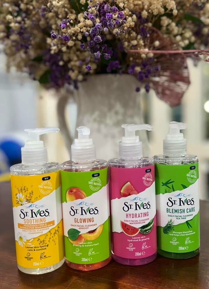 Sữa Rửa Mặt ST.IVES DAILY FACIAL CLEANSER Mỹ ( Chai 200ml )