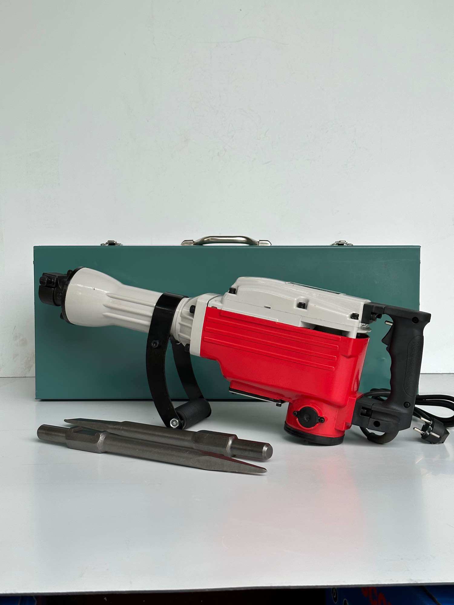 máy đục phá -865  chuyên đục 30li