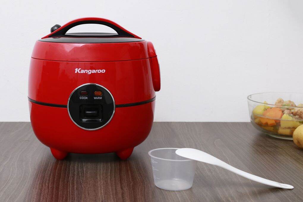 Nồi cơm điện Kangaroo 1.2 lít KG822 đỏ ( Hàng trưng bày 99%)