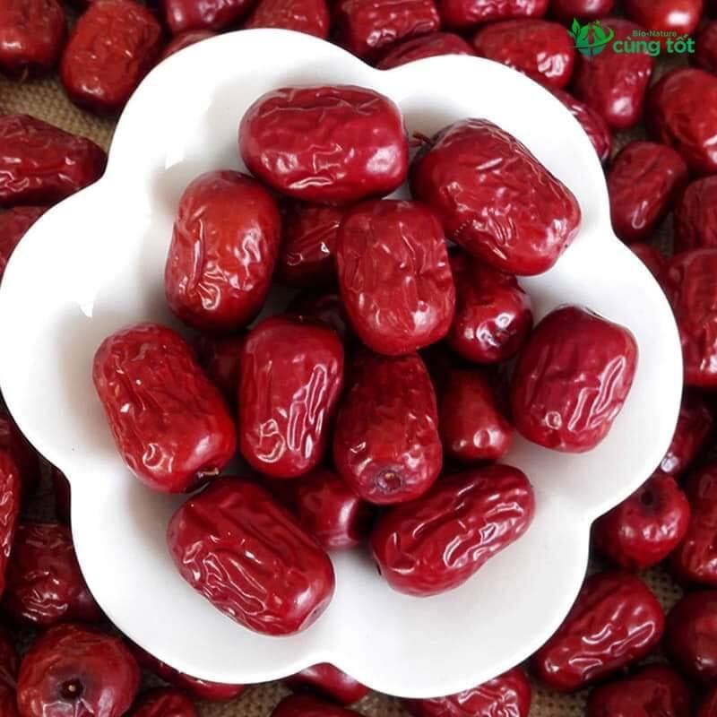 TÁO ĐỎ HÀN QUỐC SẤY KHÔ HỘP 1KG
