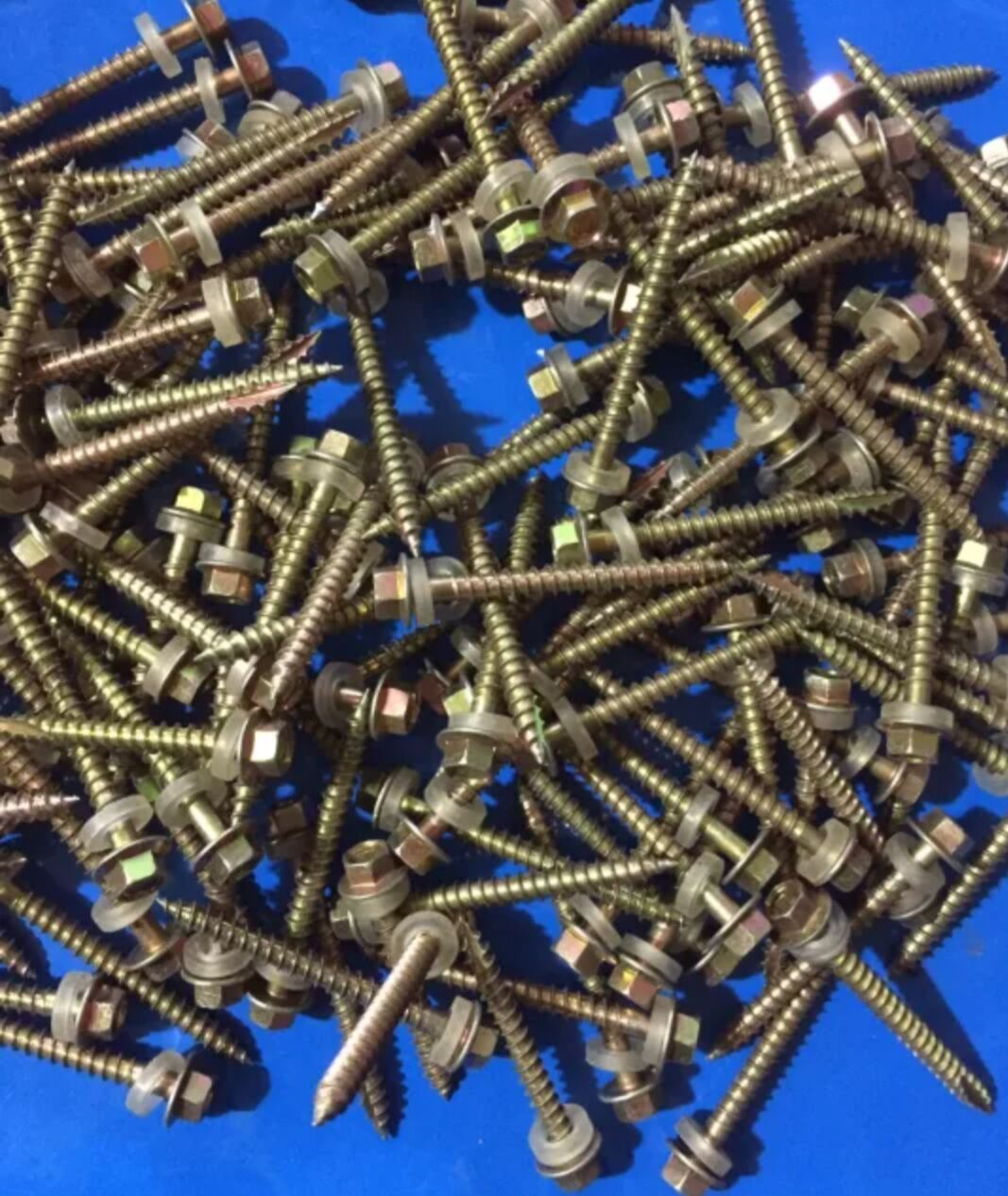 Vít Bắn Tôn GỖ hiệu (NP)chữ D 200pcs/1bịch (7,5phân & 1 tất =100con)(tặng kèm theo 1 mũi bắn lục giác 8mm).