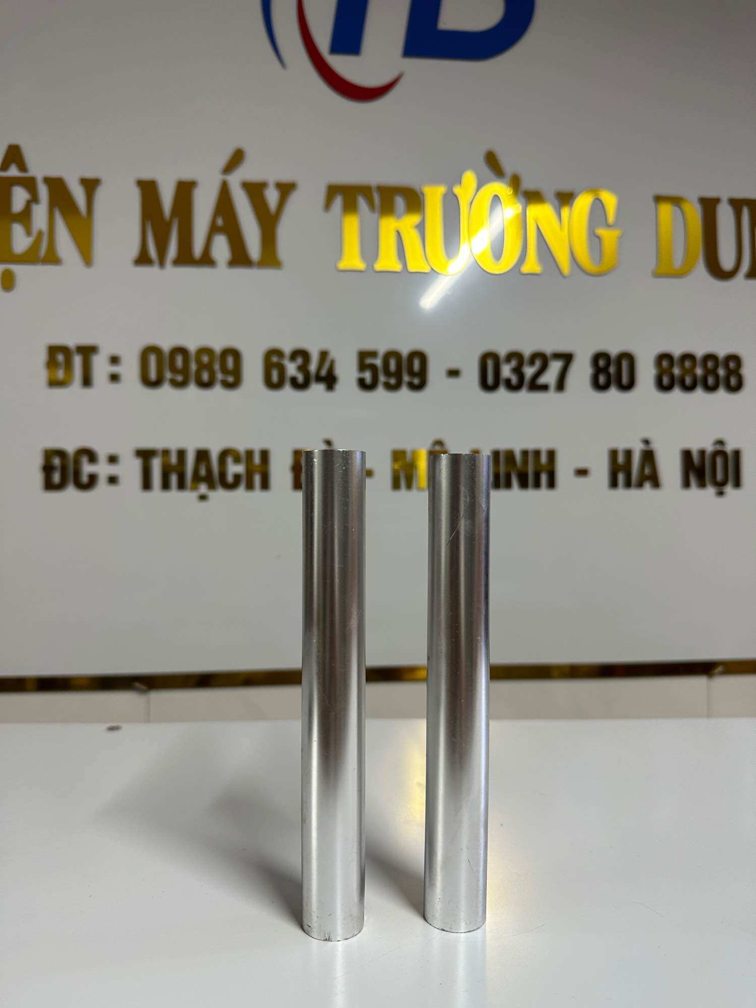 Trục đầm thước. Ống dẫn hướng ty đầm thước