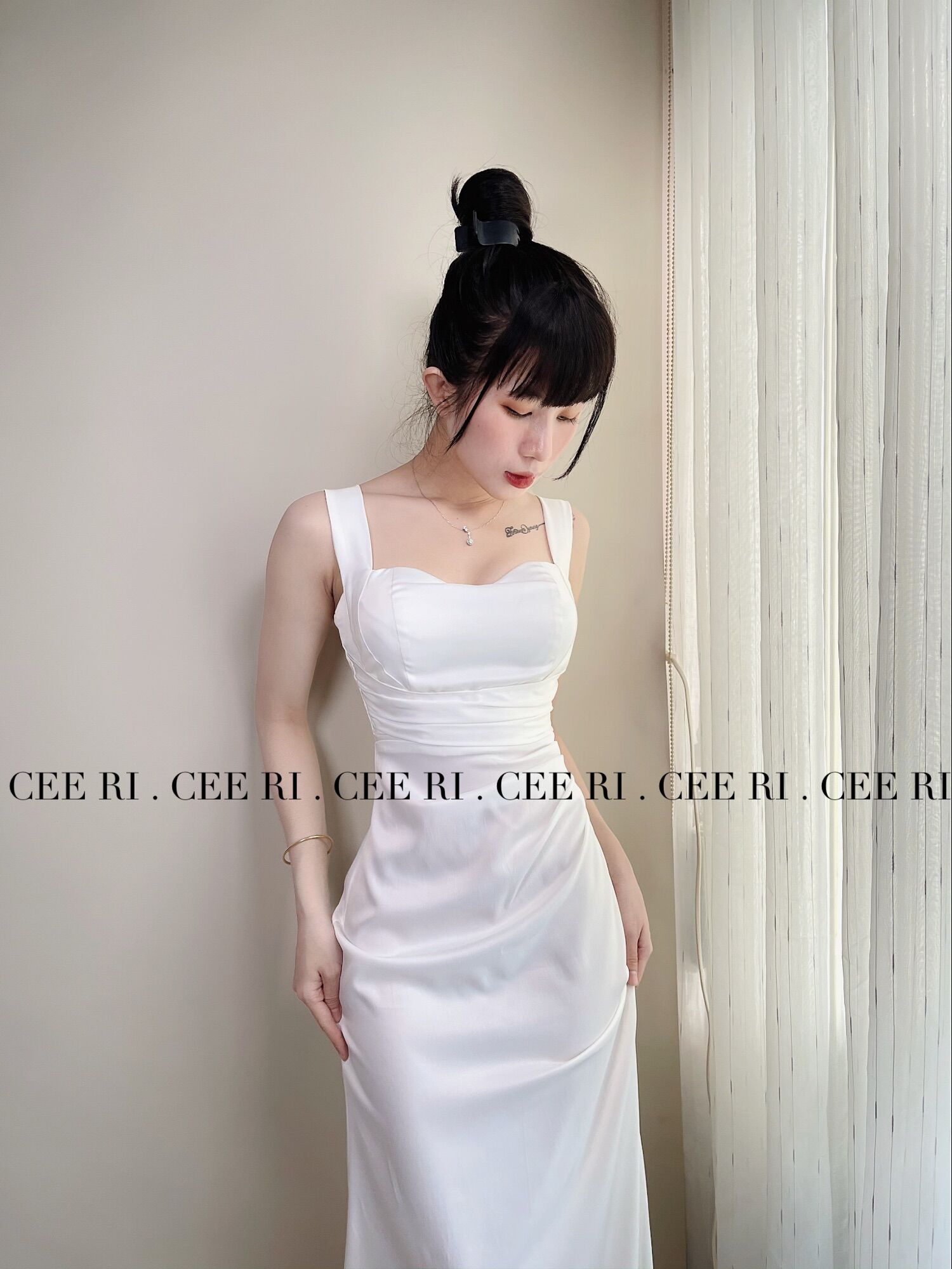 Váy lụa cao cấp