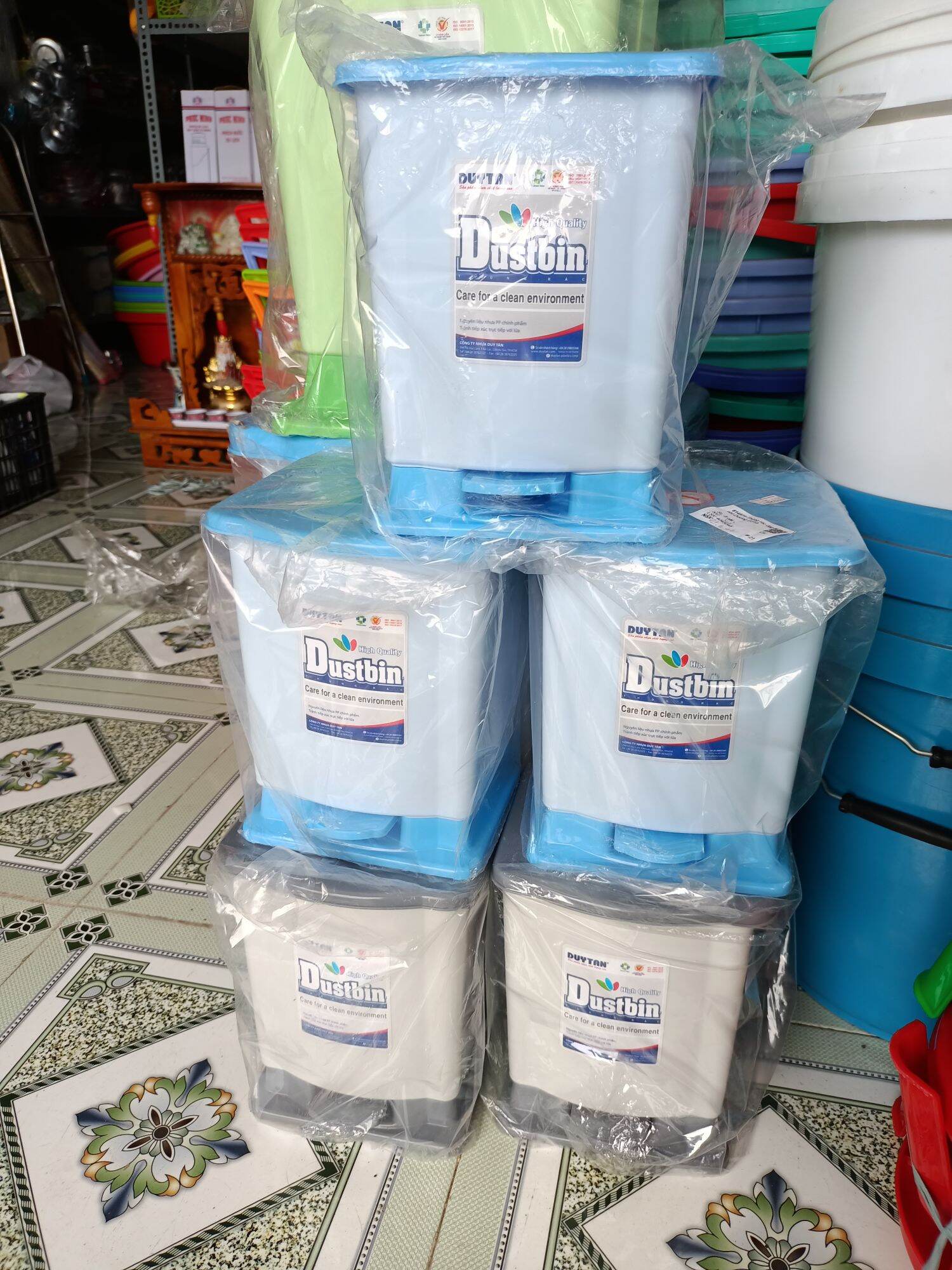 thùng rác đạp mini Duy Tân