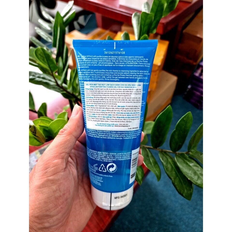 Sữa rửa mặt dạng gel La Roche-Posay