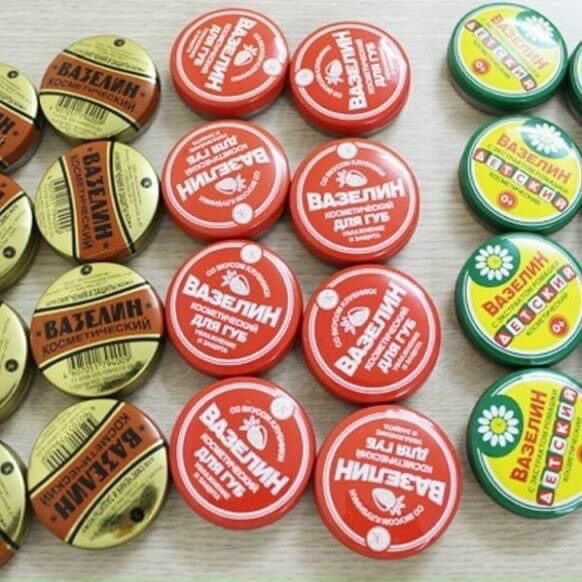 Sáp nẻ vaseline nga hộp sắt