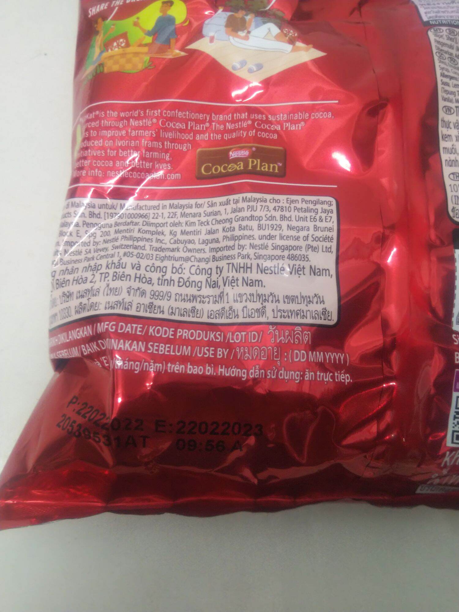 Bánh sôcôla KitKat 77k/12 thanh 204g