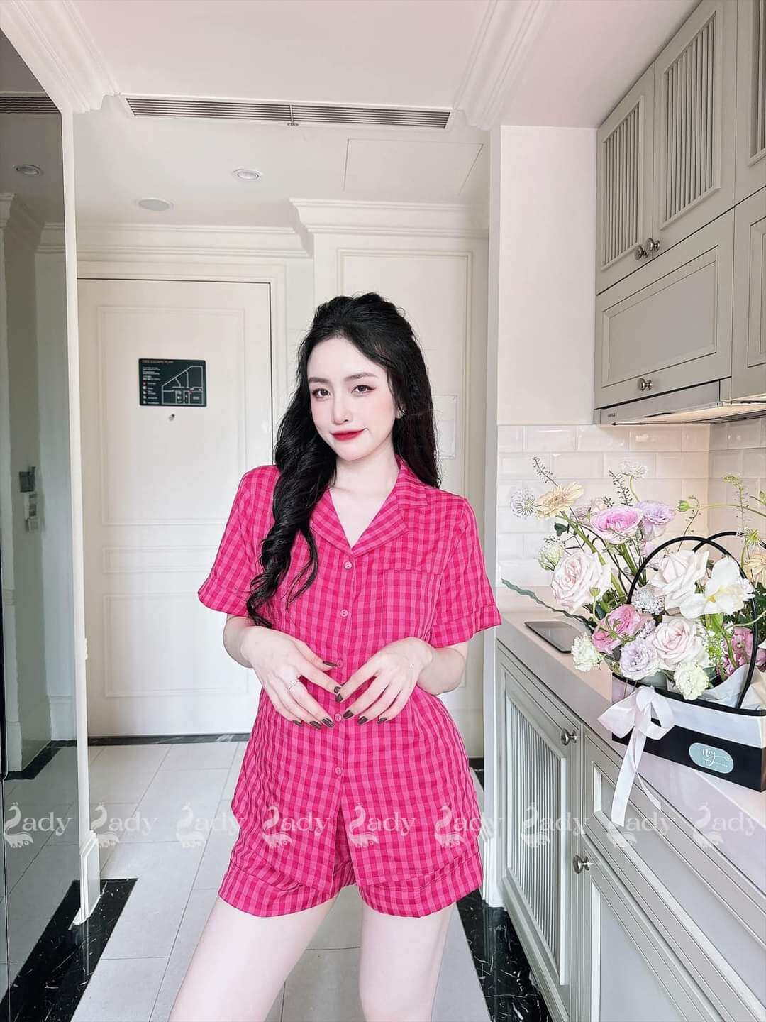 Sét bộ đùi pyjama kẻ xốp cổ vét