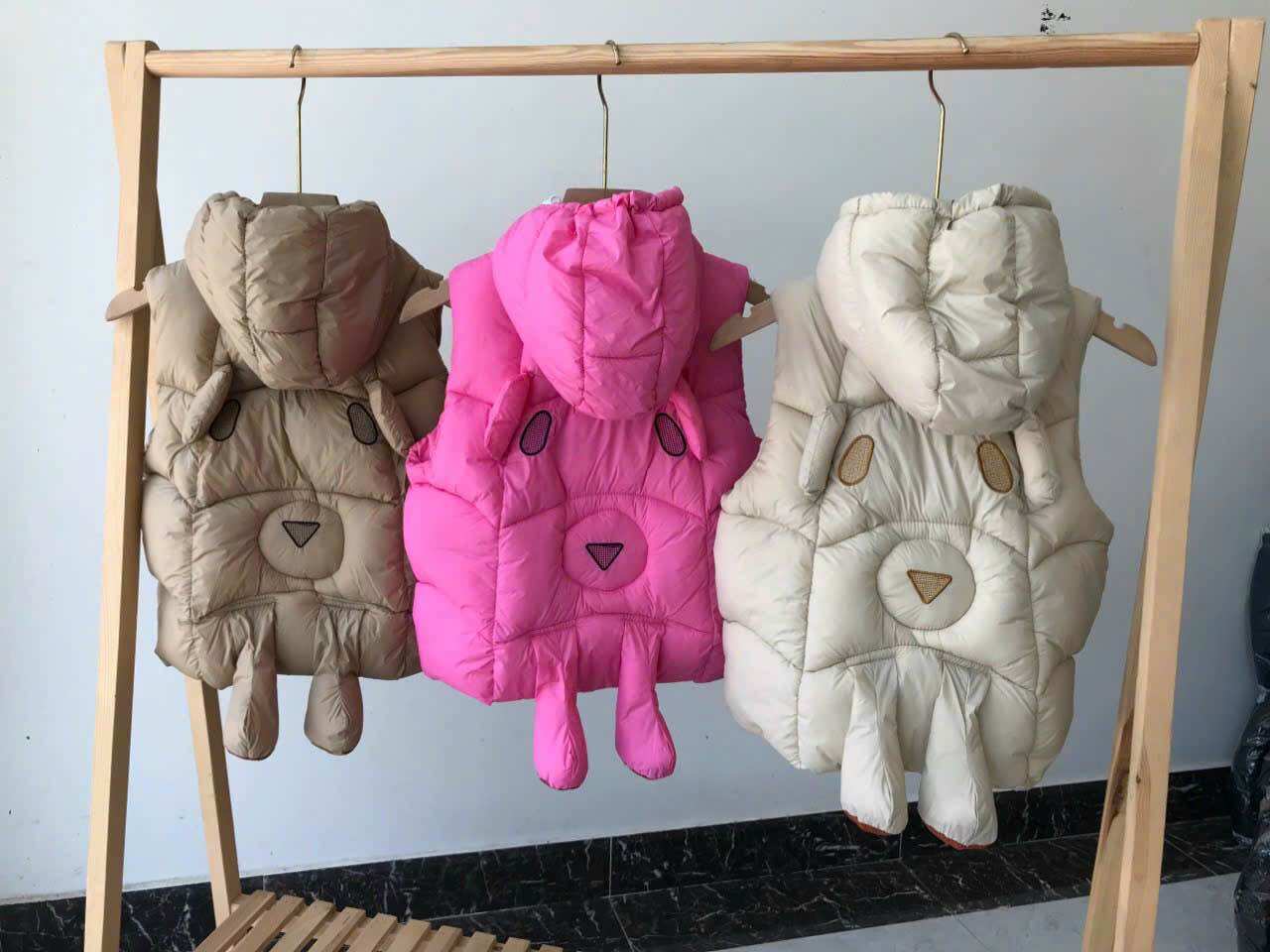 Áo khoác bé trai kèm gấu bông. 13-25kg