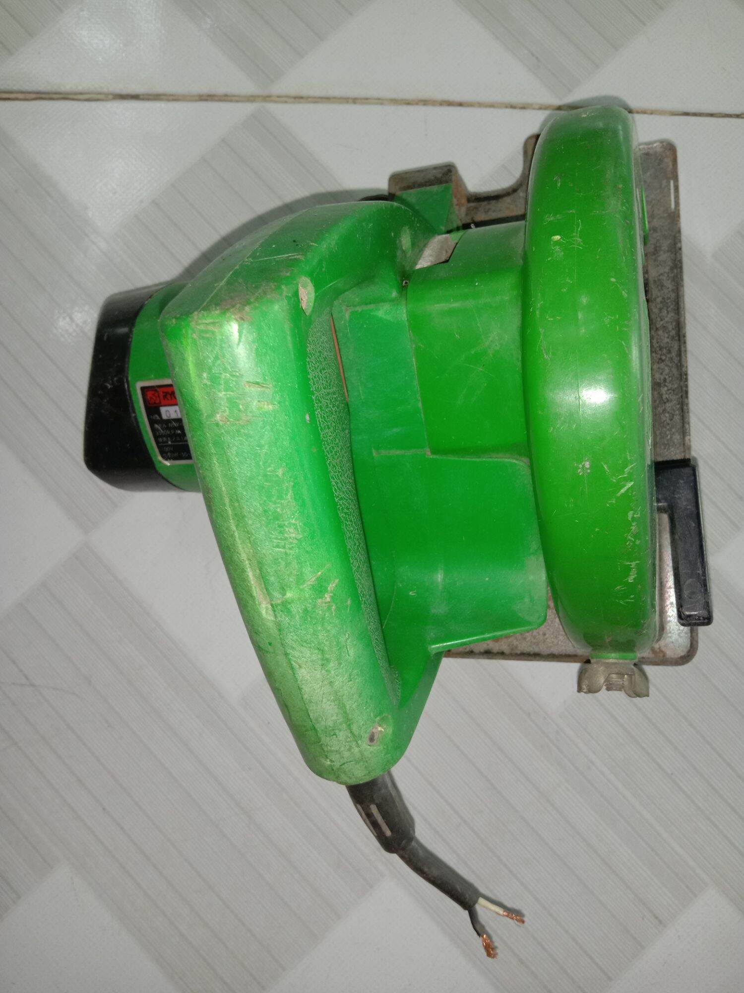 Cắt gỗ ryobi hàng bãi nhật điện 100v
