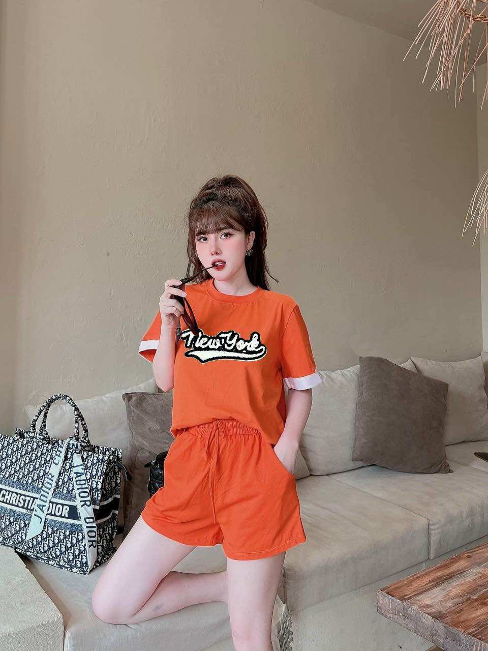 BỘ SHORT THÊU LÔ GÔ Q CHÂU CAO CẤP