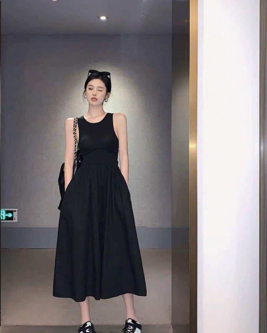 Váy đầm nữ maxi khoét lưng buộc nơ đen cổ tròn