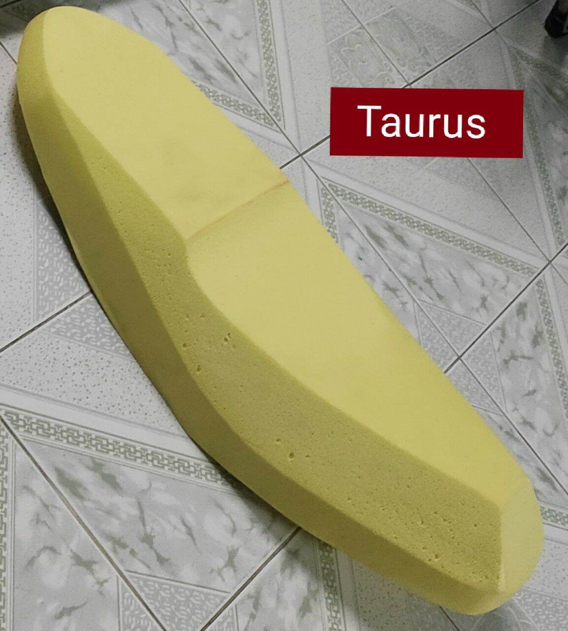 Nệm Liên á gọt cạnh góc sắc sảo Yên Xe Taurus loại tốt