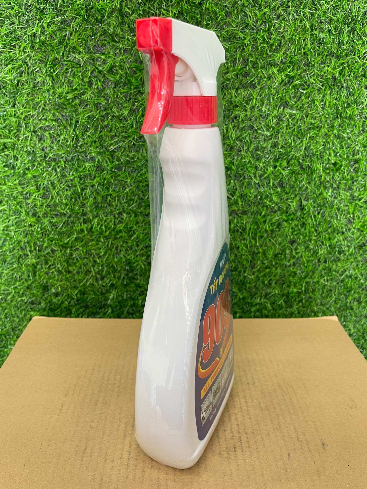 Nước tẩy đa dụng 909 (850ml)