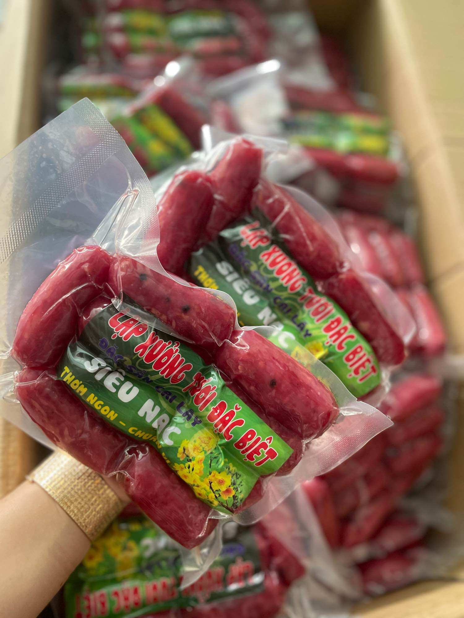 Special Grade Fresh Sausage (500g Bag)