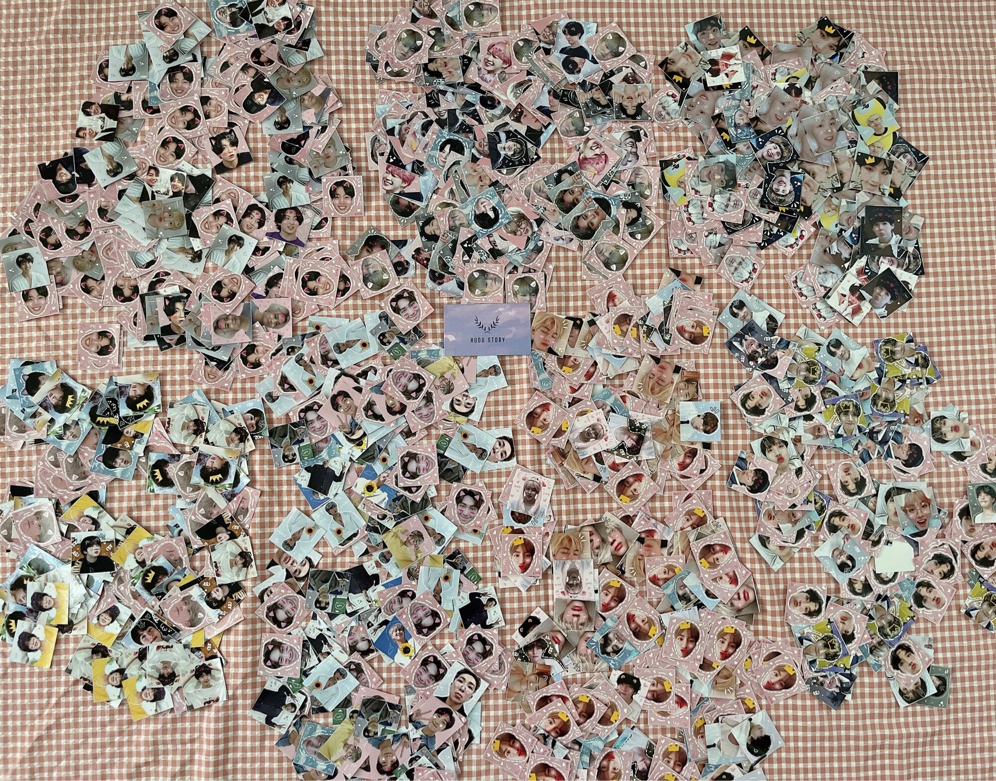 Sticker niêm phong BTS xinh xắn