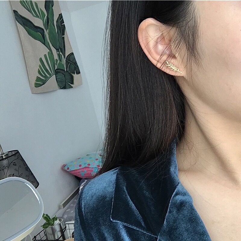 BÔNG TAI HÌNH CHIẾC LÁ