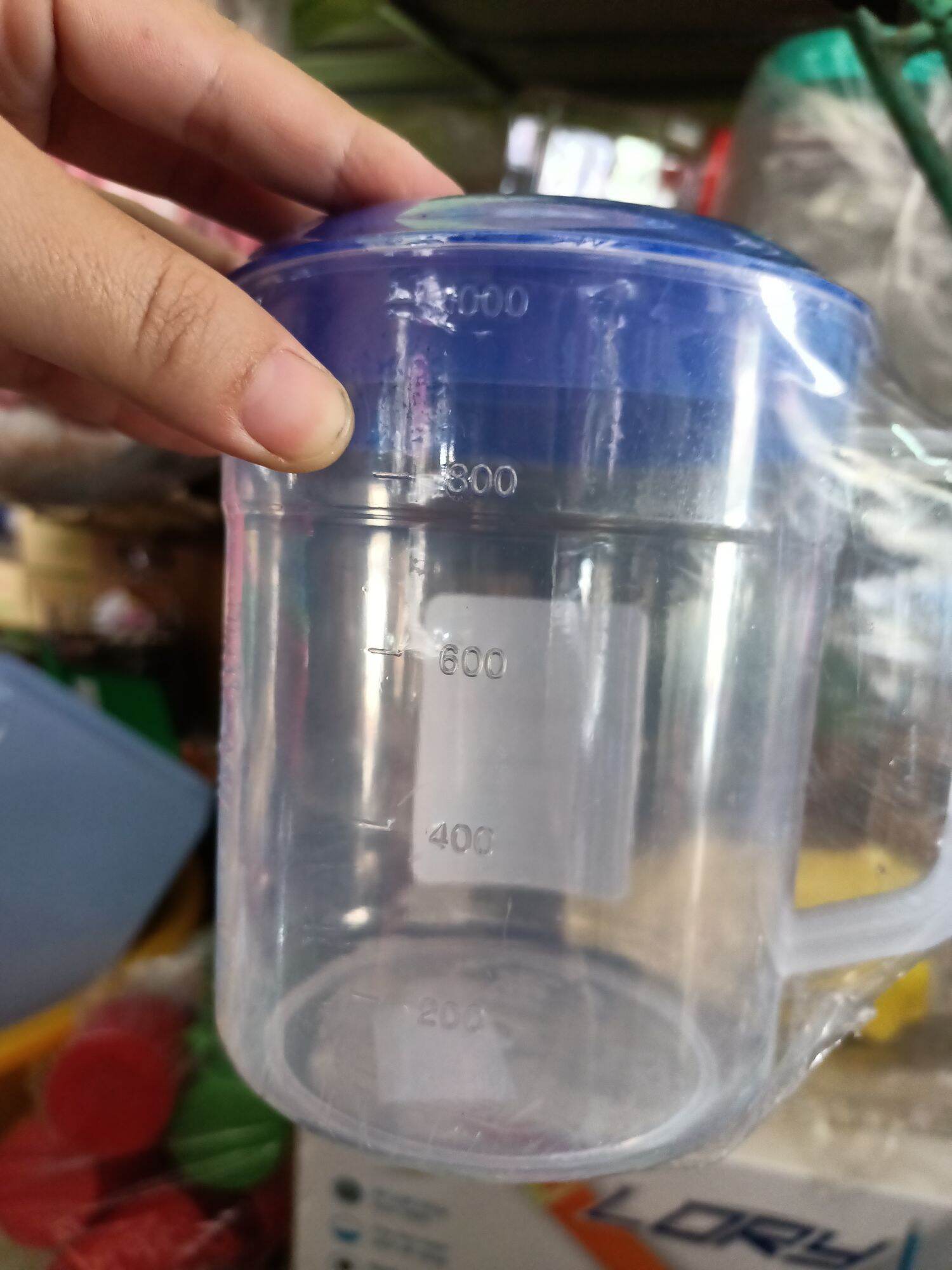ca nhựa có chia vạch