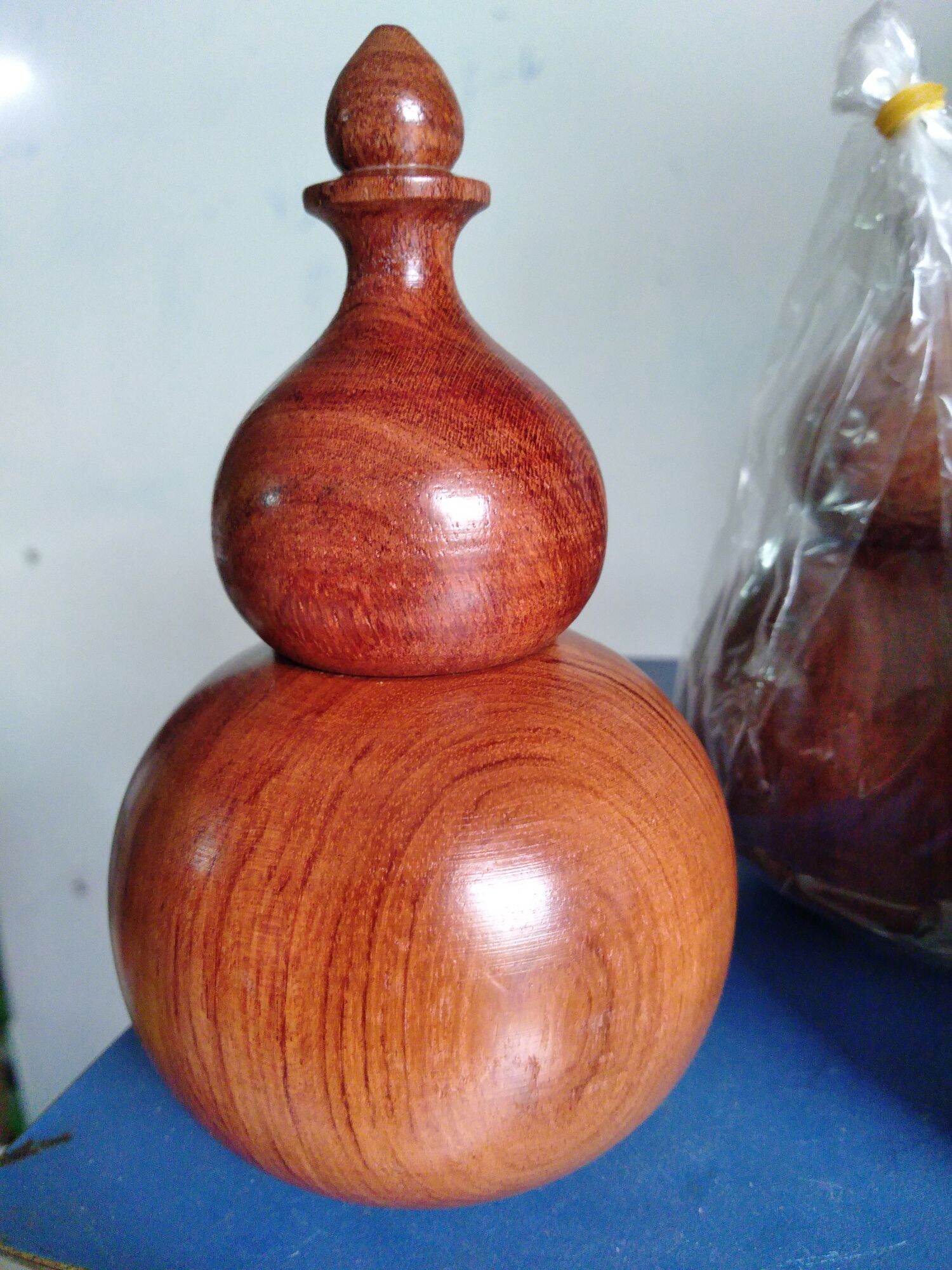 Hồ lô đựng tăm gỗ hương