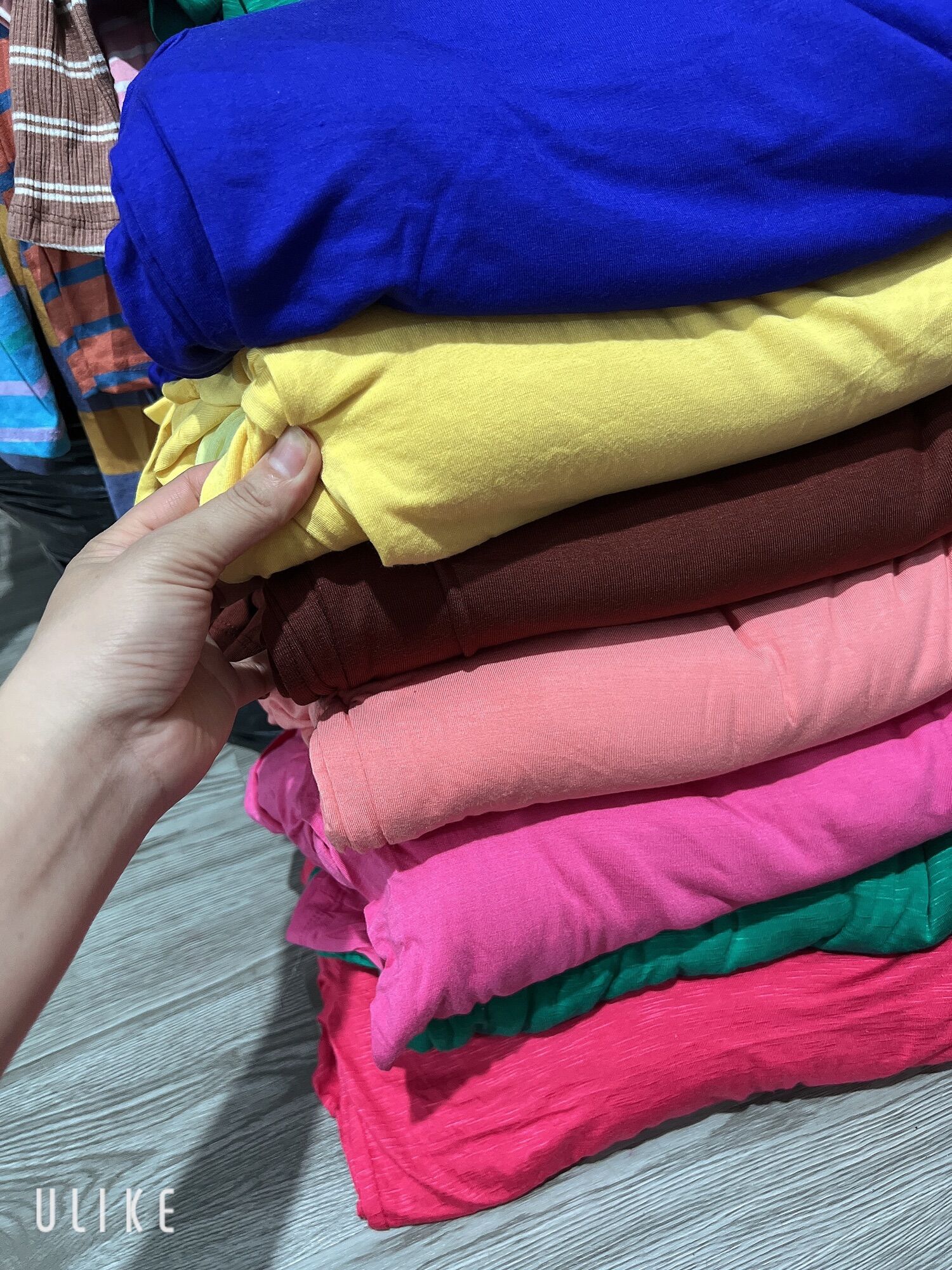 Combo 3 áo cổ tim trơn tay dài
