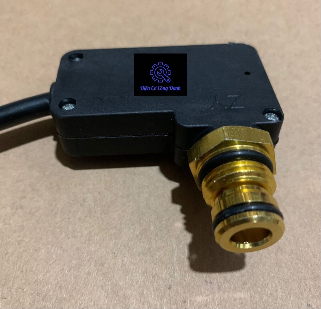 Rơ le đen đời mới lắp máy rửa xe mini thông dụng