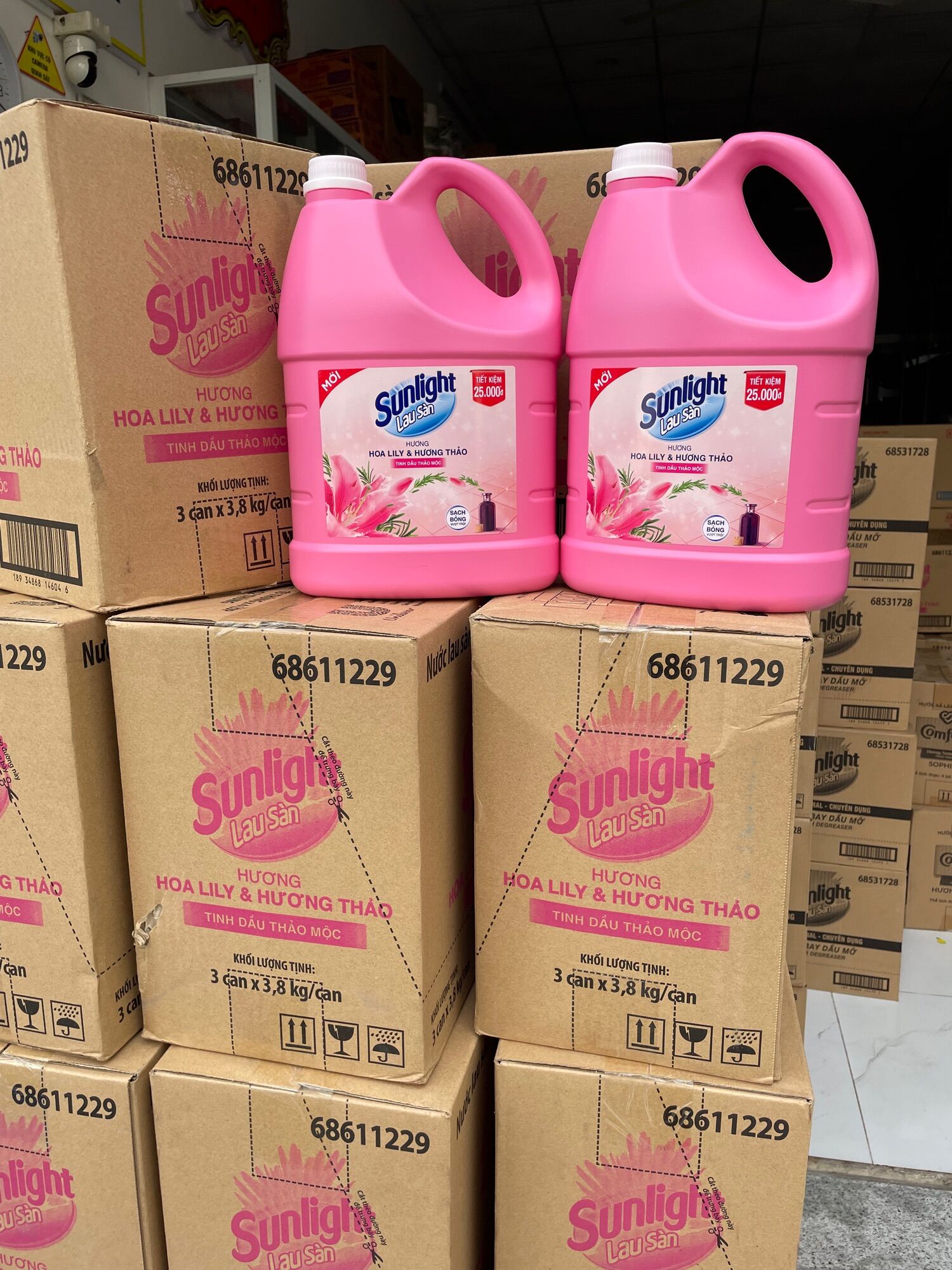 nước lau sàn sunlight lily 3.6ký
