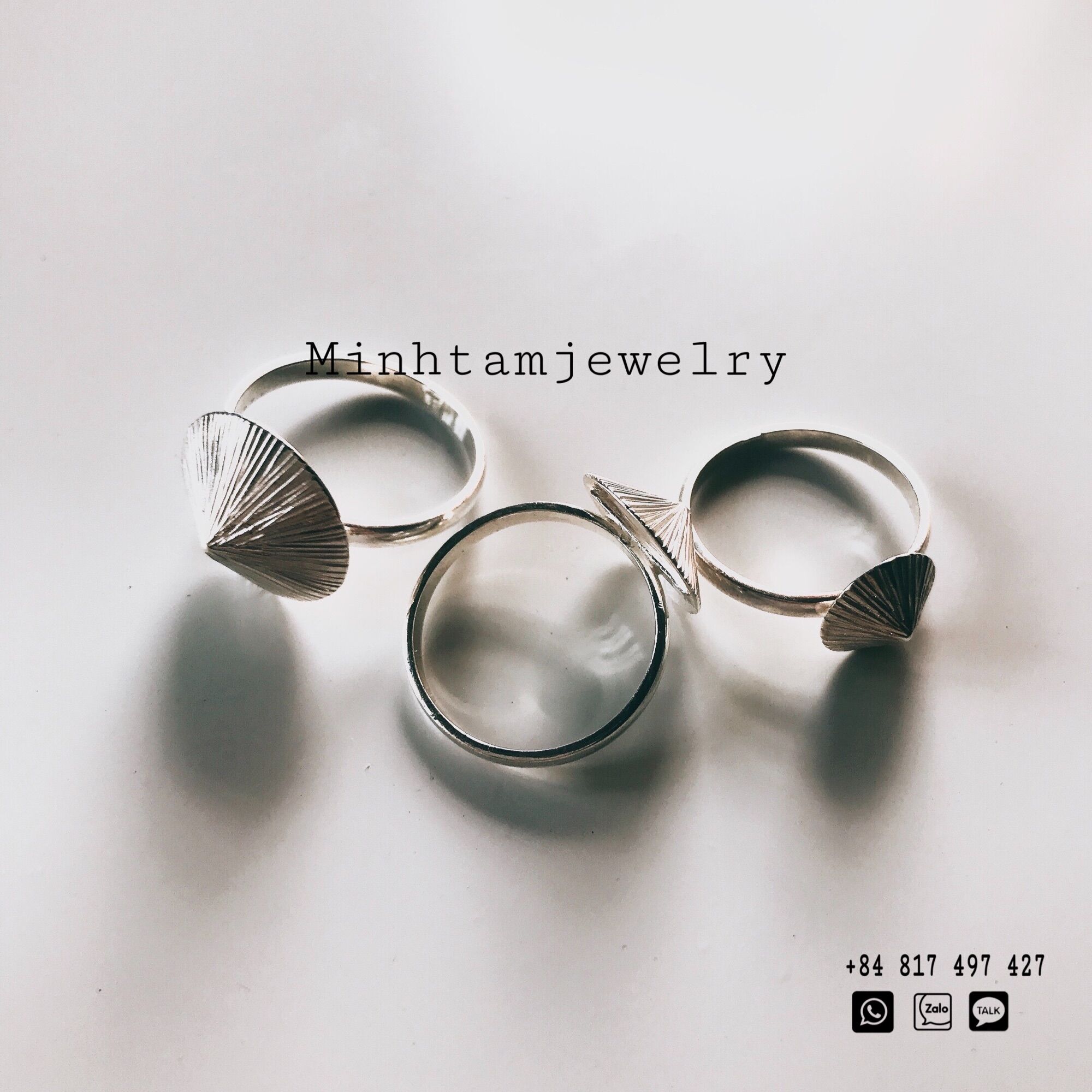 Nhan non la - conical hat ring FREESIZE- Silver hat ring
