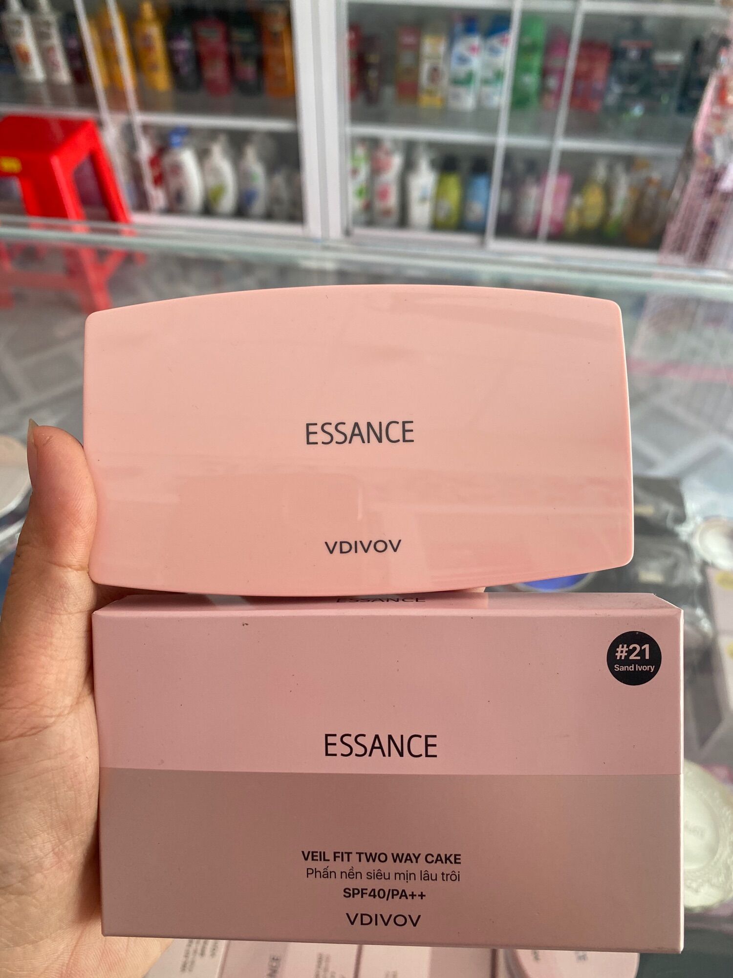 PHẤN NỀN SIÊU MỊN LÂU TRÔI ESSANCE 7G