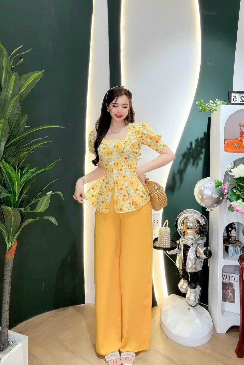 Đồ bộ bà ba cổ vuông, tay phồng, quần lụa đi chùa