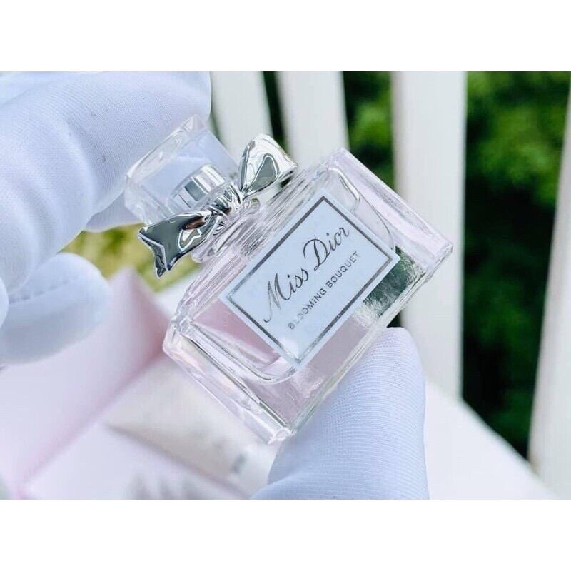 Nuớc hoa miss di🌾or mini 5ml 🌷2 mùi cực phẩm - tinh tế- sang trọng🌹
