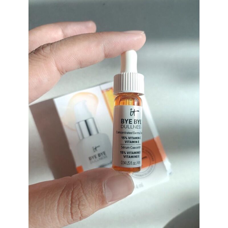 Tinh Chất Mờ Thâm Sáng Da IT Cosmetics Bye Bye Dullness 15% Vitamin C Vitamin E 4ml