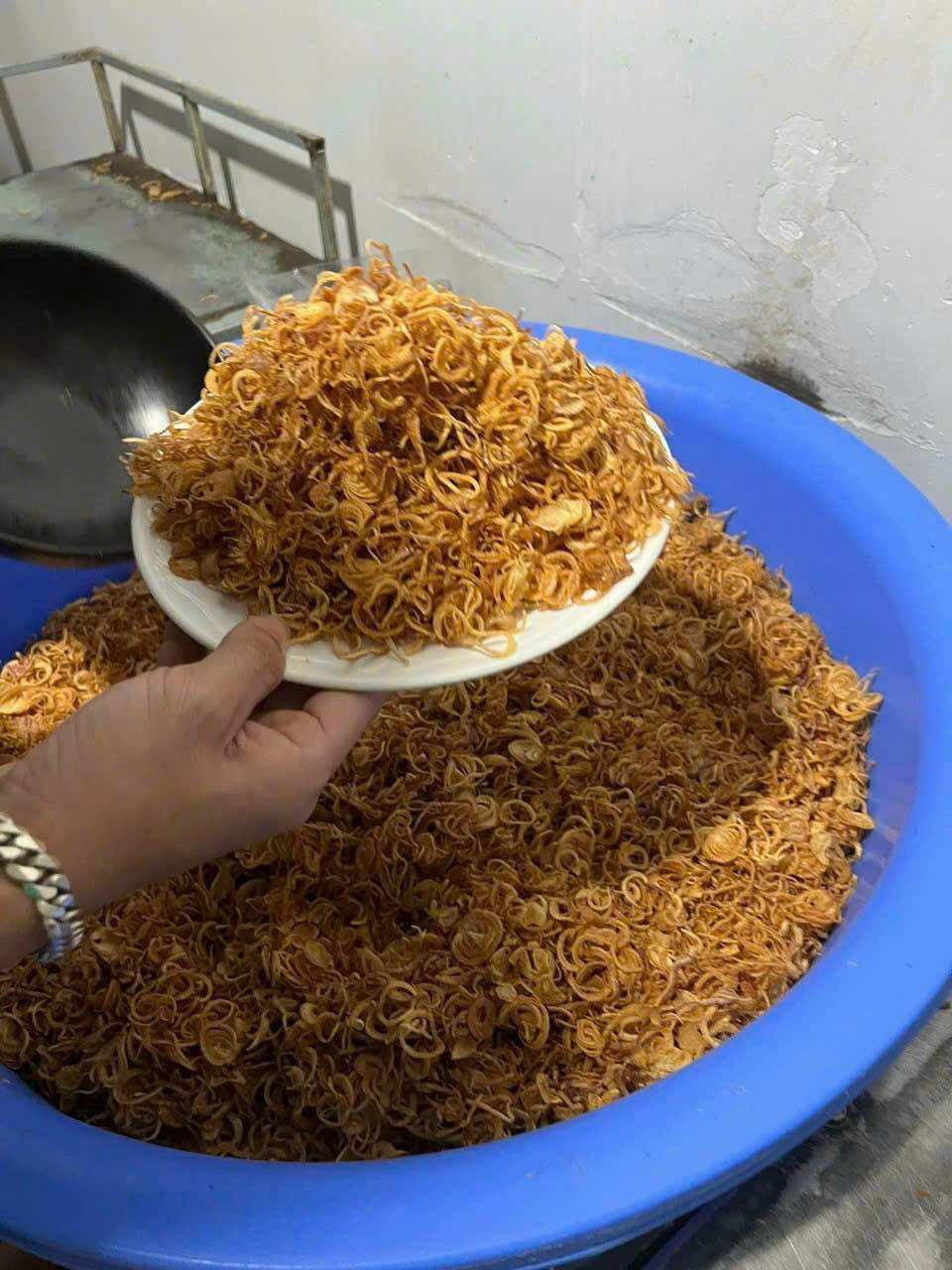 Hành khô phi sẵn