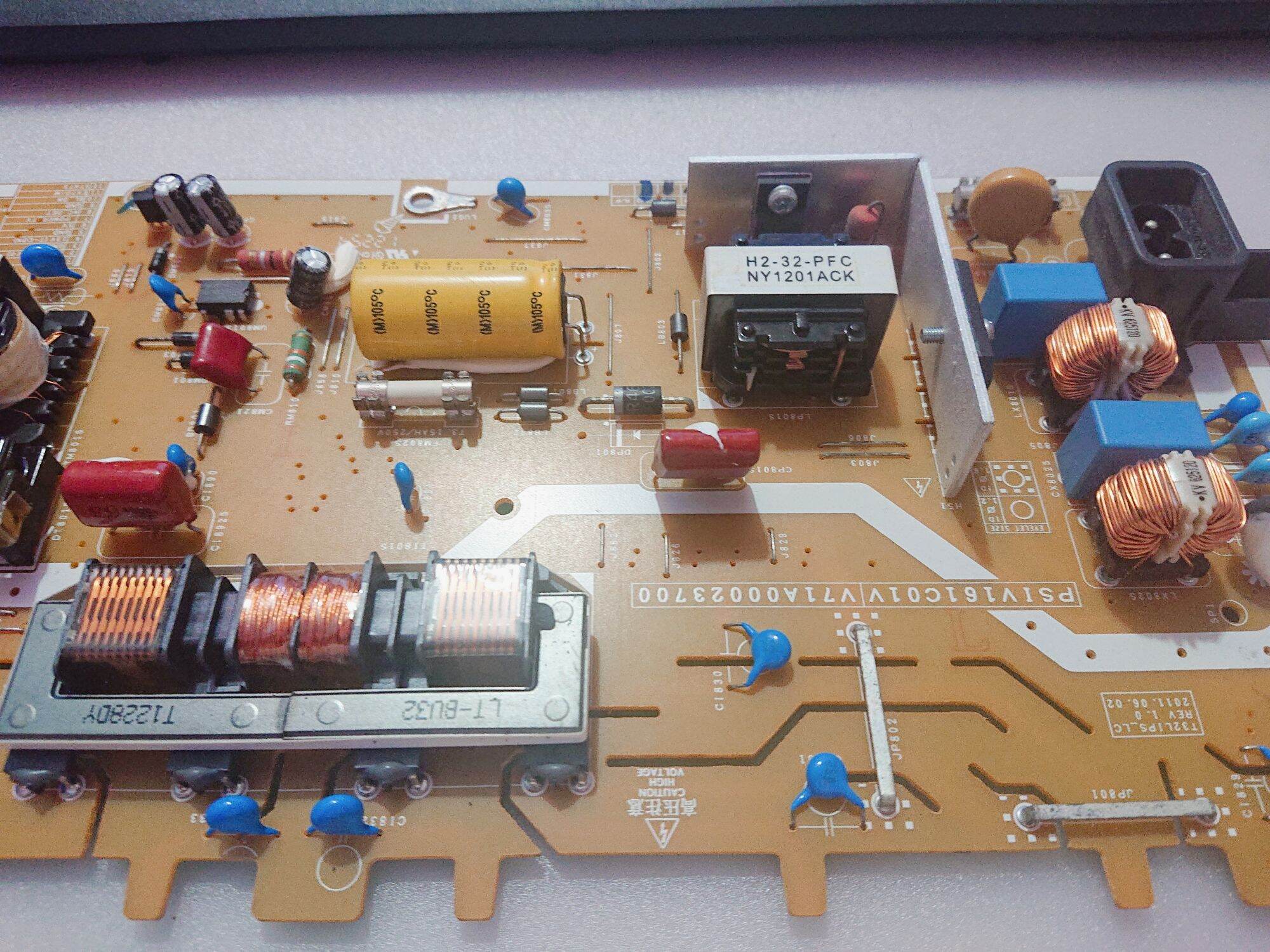 32hv10v - bo nguồn