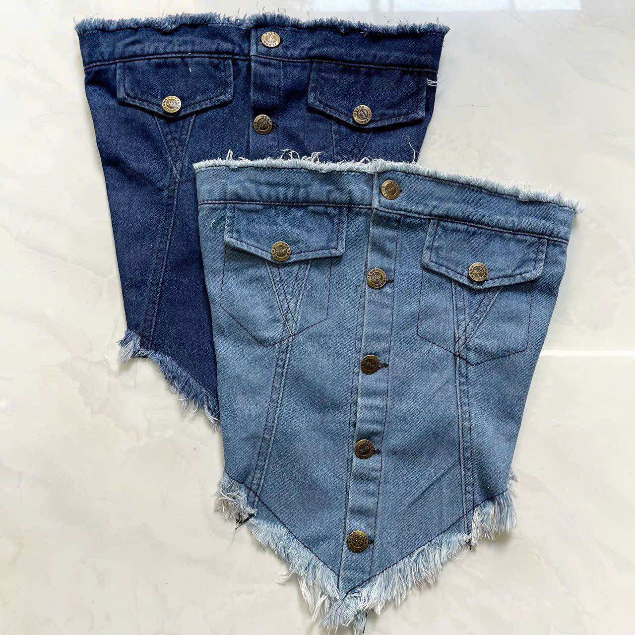 Áo ống jean cúc vạt xéo