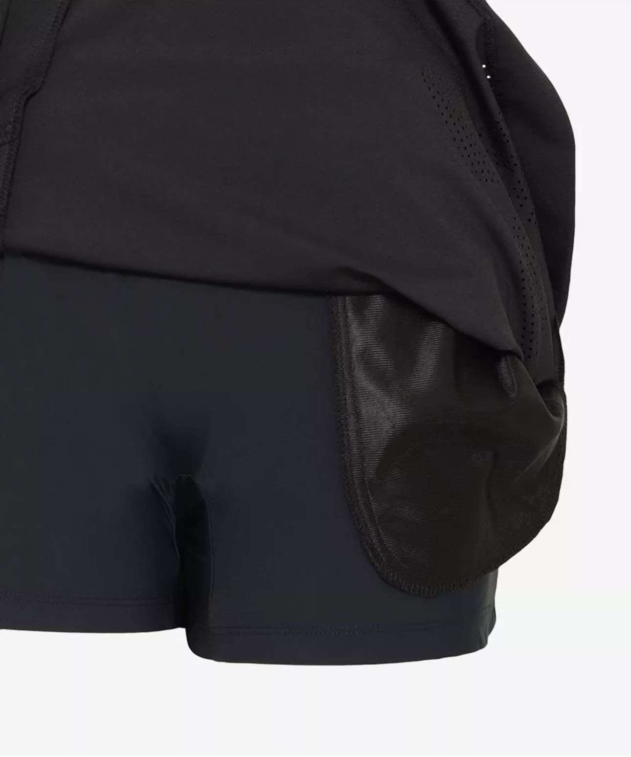 Chân váy golf Culottes xếp ly một phần màu đen size 70