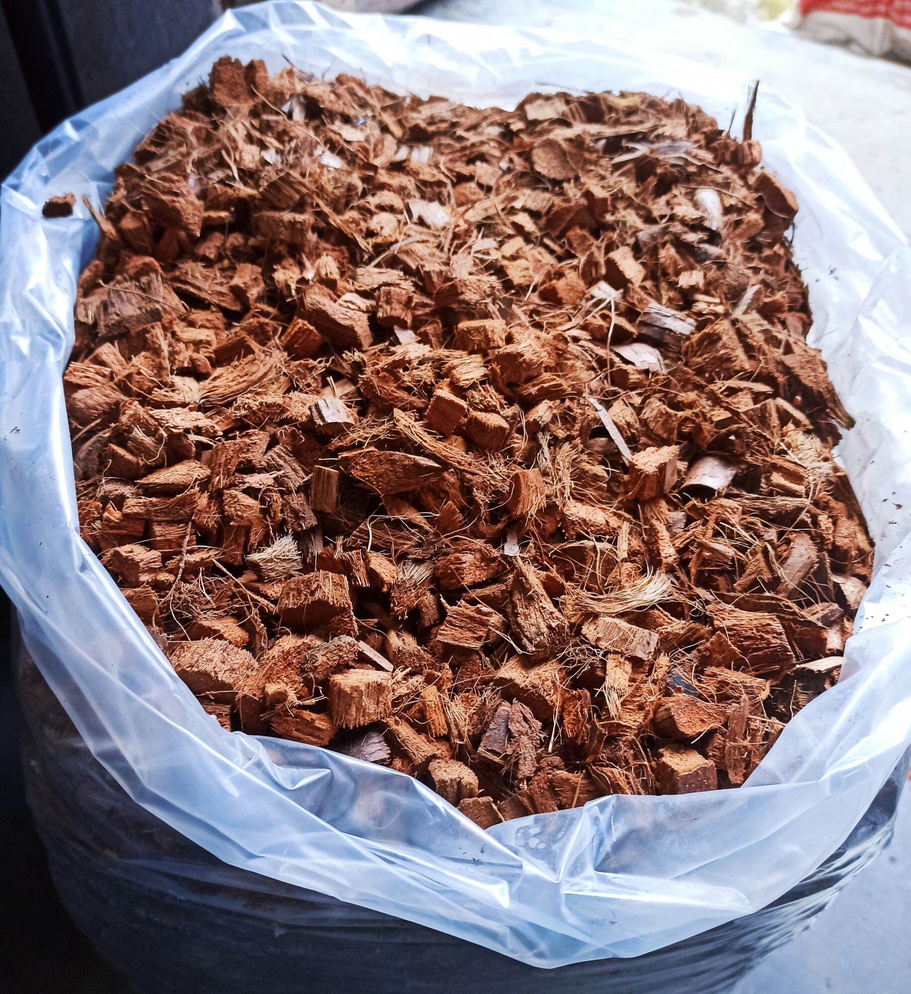 Túi 1kg xơ dừa cục đã qua xử lí trồng lan, kiểng lá