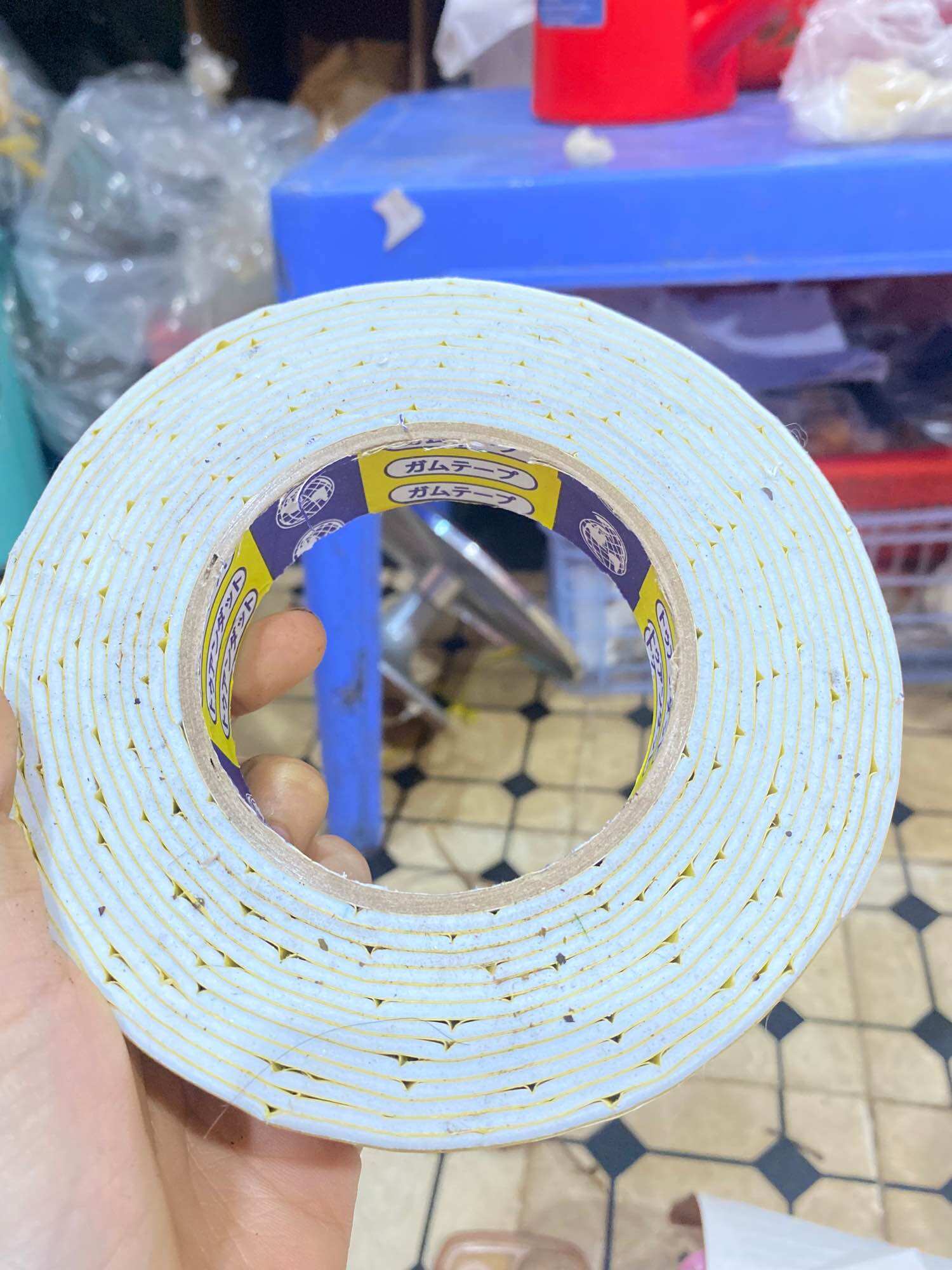 Băng keo xốp 2 mặt loại dày màu trắng