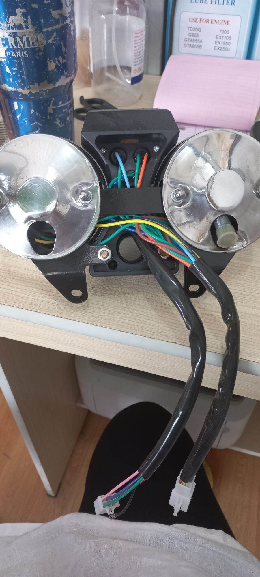 đồng hồ tròn xe ba gác
