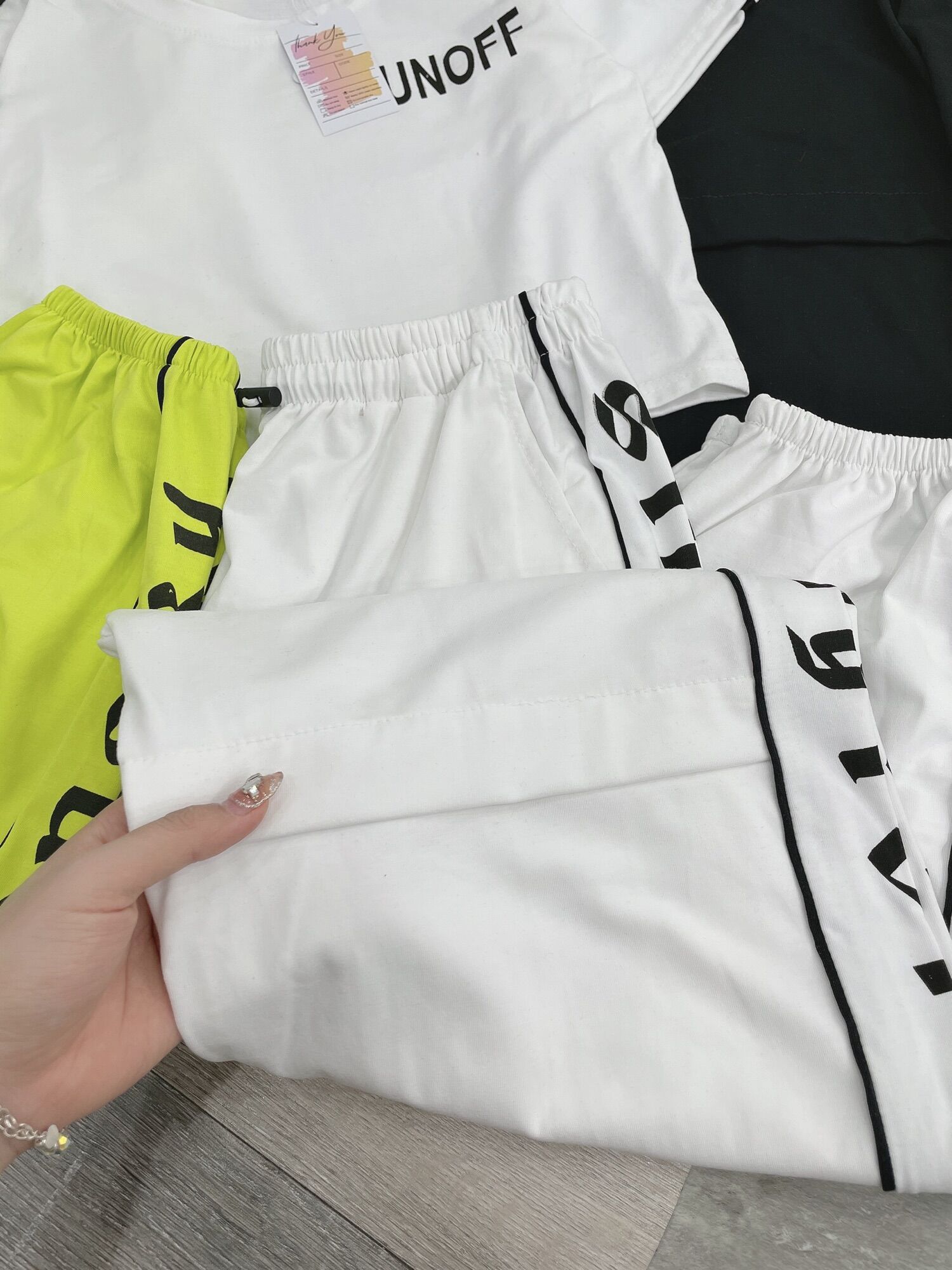 SÉT BỘ THỂ THAO 3 MÀU DÀNH CHO NỮ