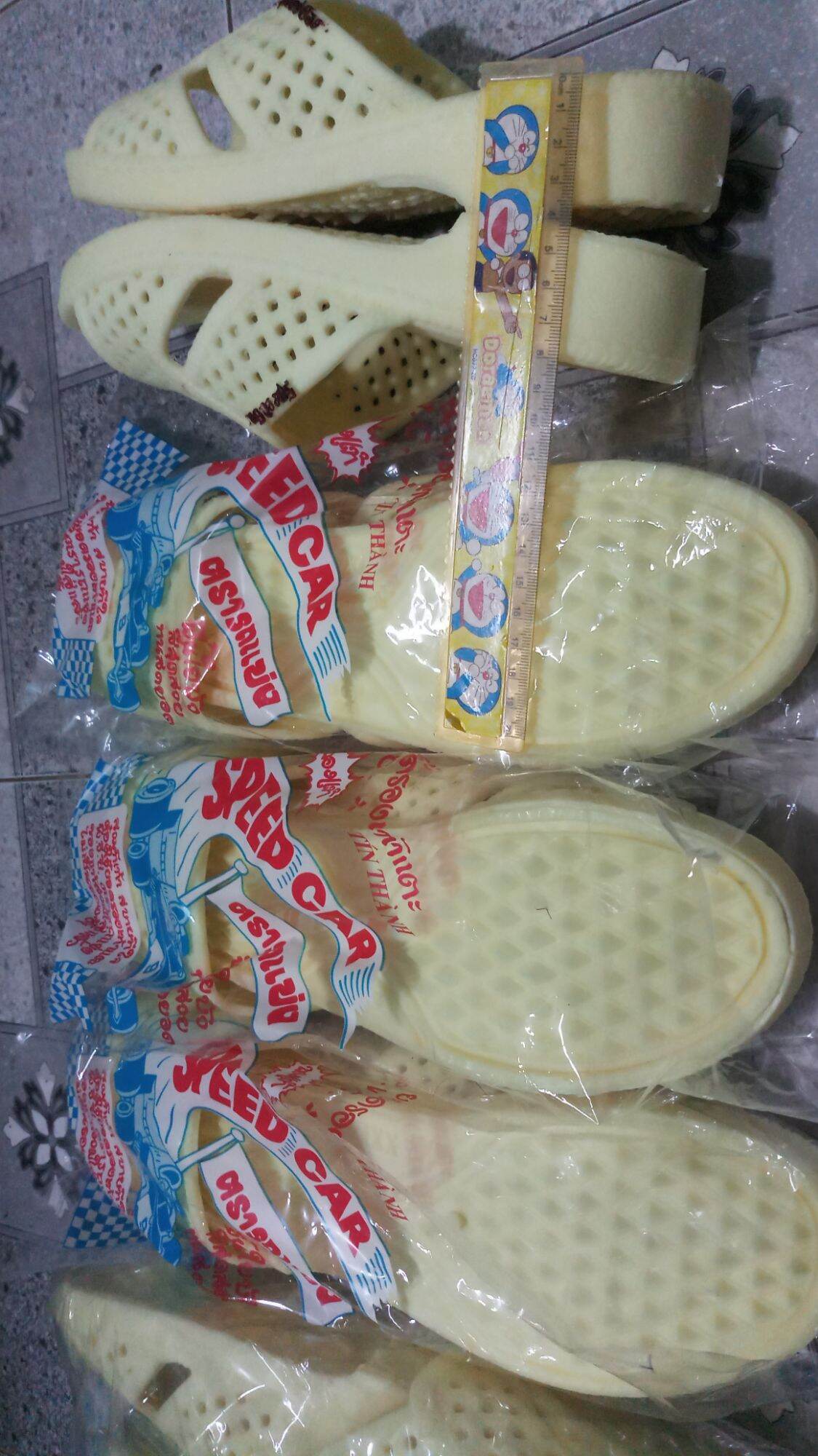 Dép nhựa dép tổ ong A1 đế dày 3,3- 3,5cm mềm dẻo êm chân - Màu kem trắng