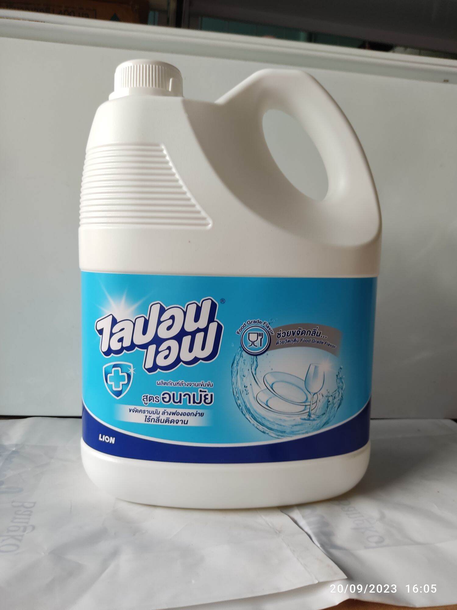 Nước rửa chén Lipon Thái Lan không mùi 3l6, nước rửa chén an toàn cho da nhạy cảm, hàng chuẩn