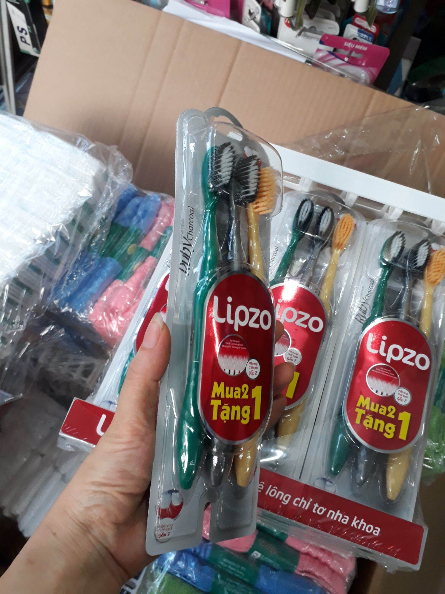 Bàn chải lipzo ruby (mua  2 tặng 1 )