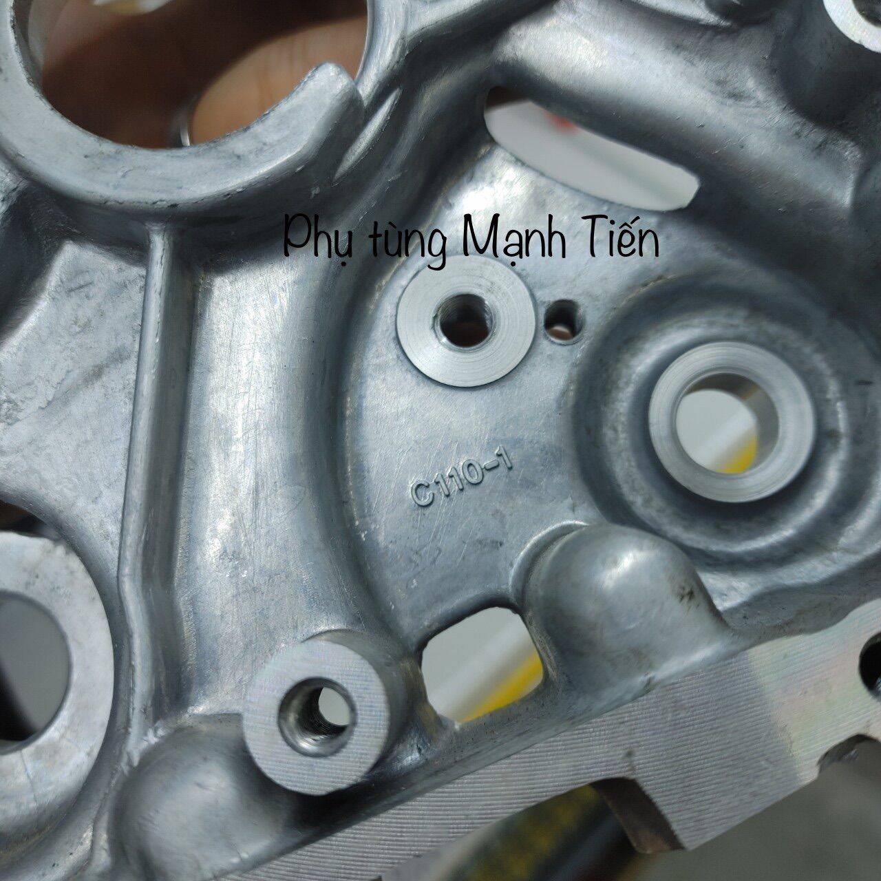 DÊN LỐC BƠM 110 Dealim