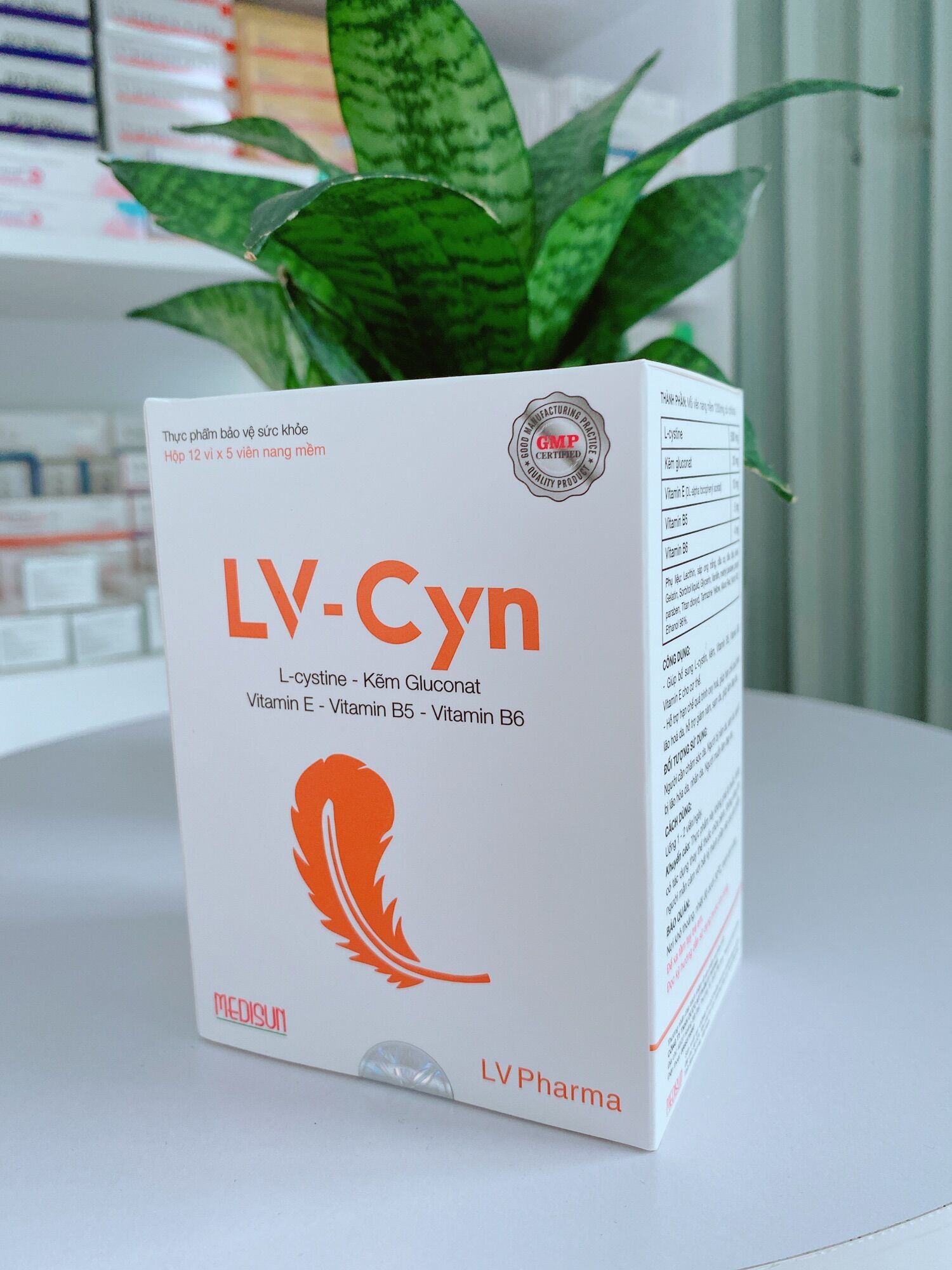 Viên uống lv - cyn hỗ trợ làm đẹp da - móng - tóc