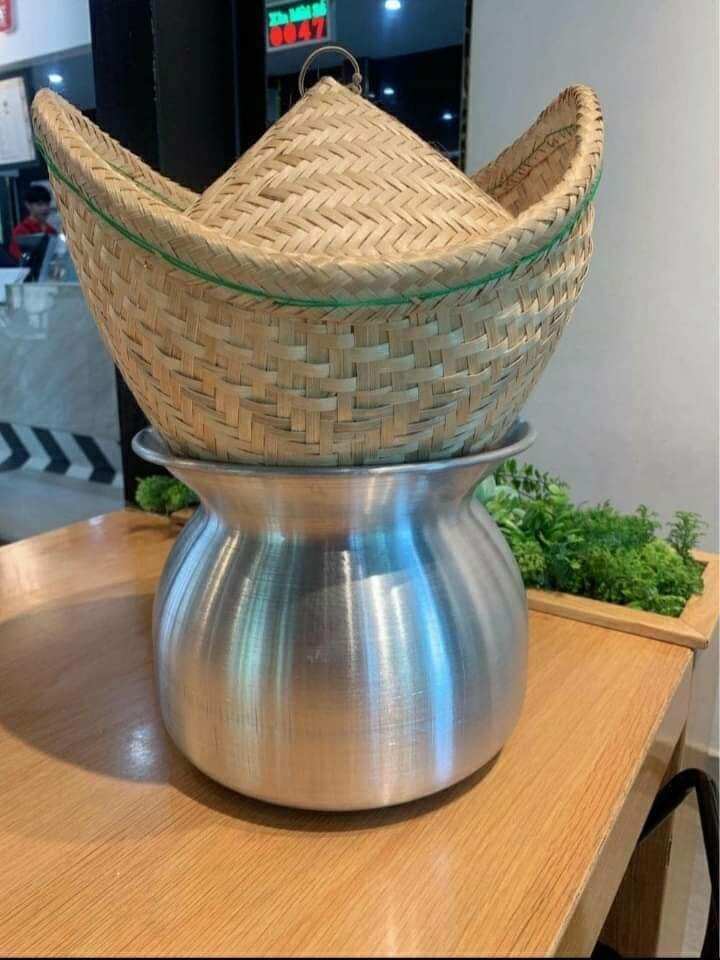 Nôi chõ hong xôi của Lào